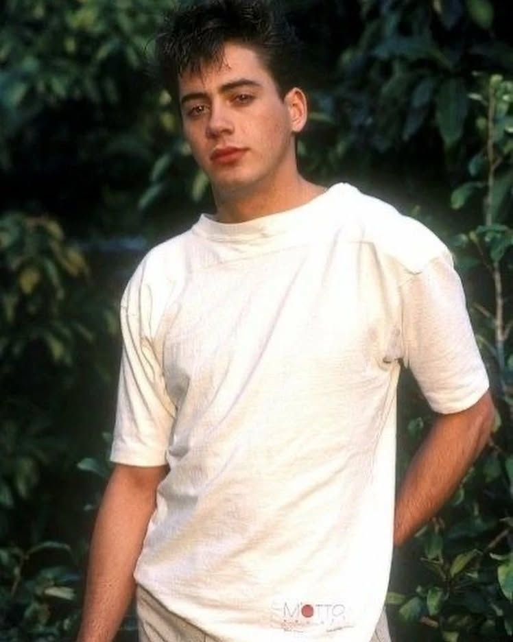 Robert Downey Jr’s Early Life and Childhood
