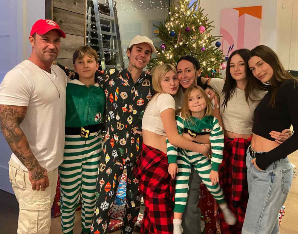 Justin Bieber Family and Siblings