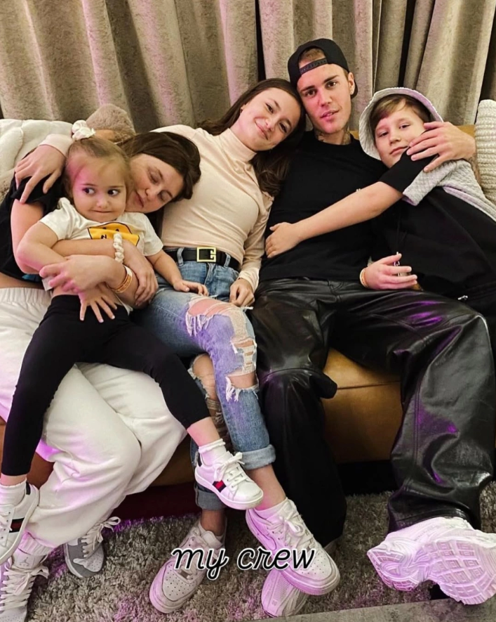Justin Bieber Family Background