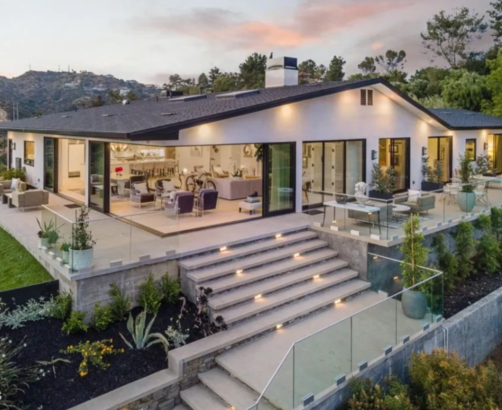 Riley Reid Homes